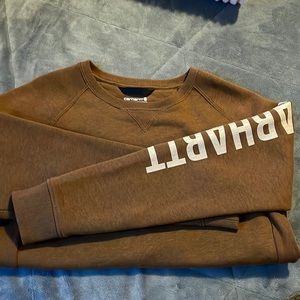 Women’s carhartt crew neck never worn